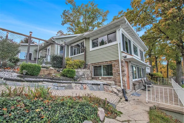 $949,000 | 33766 Forest Beach Road, Eau Claire, MI 49111