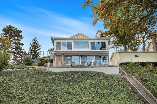 $949,000 | 33766 Forest Beach Road, Eau Claire, MI 49111
