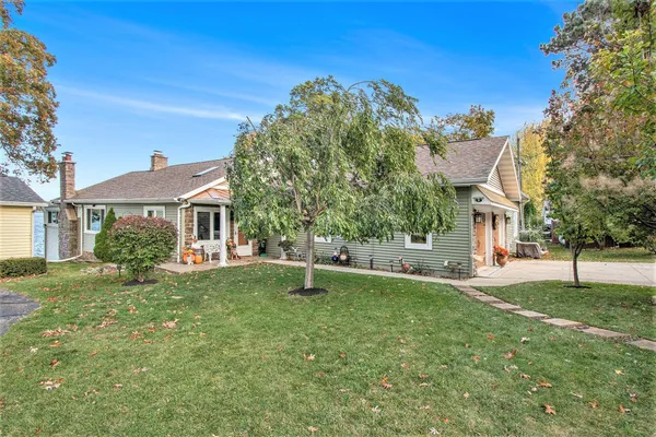 $949,000 | 33766 Forest Beach Road, Eau Claire, MI 49111