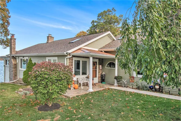 $949,000 | 33766 Forest Beach Road, Eau Claire, MI 49111