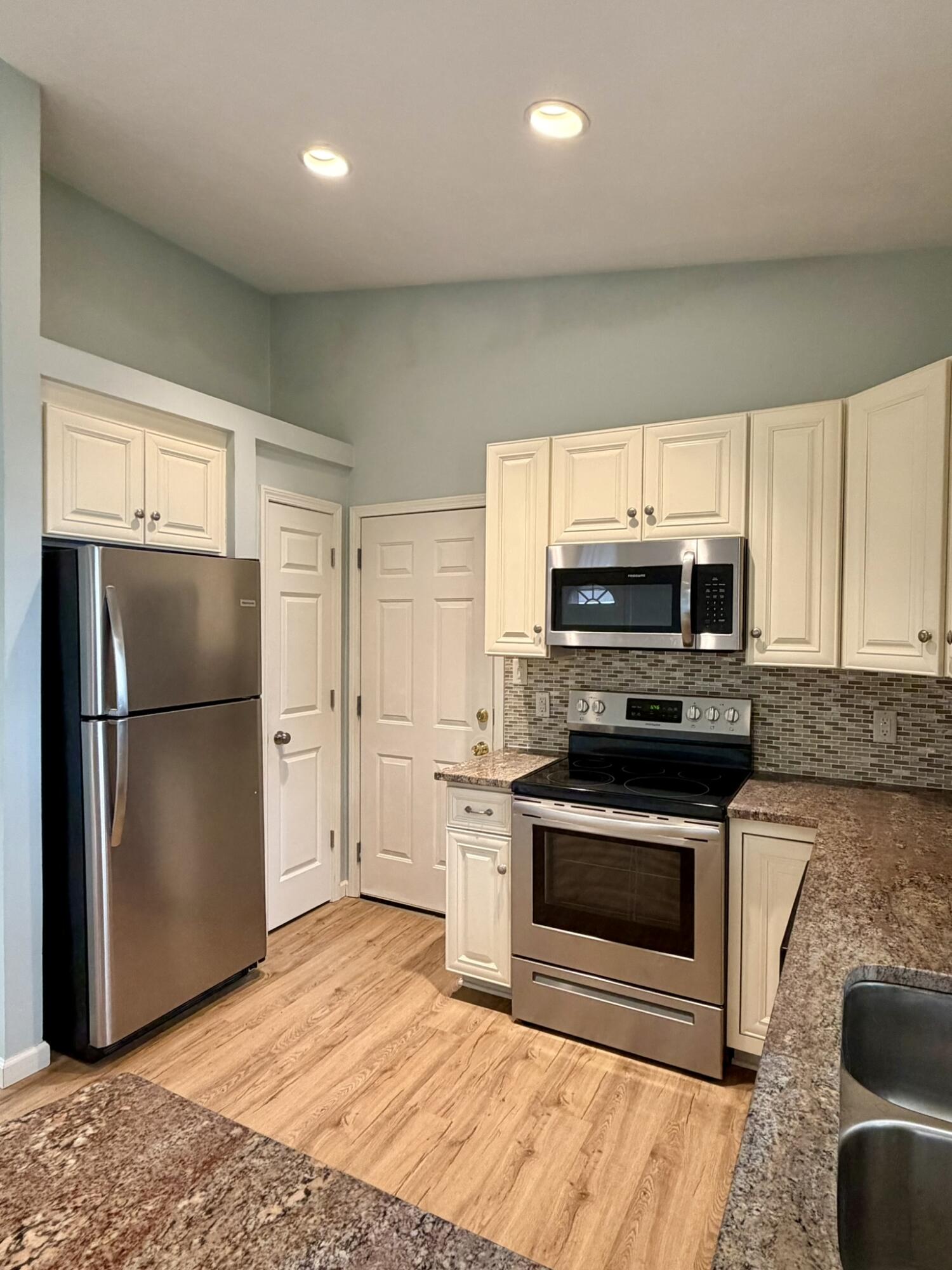 33766 Forest Beach Road Eau Claire, MI 49111 - Photo 44 of 59 IMG_1148