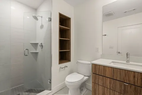 $699,000 | 250 Meridian Street, Unit 306, Boston, MA 02128