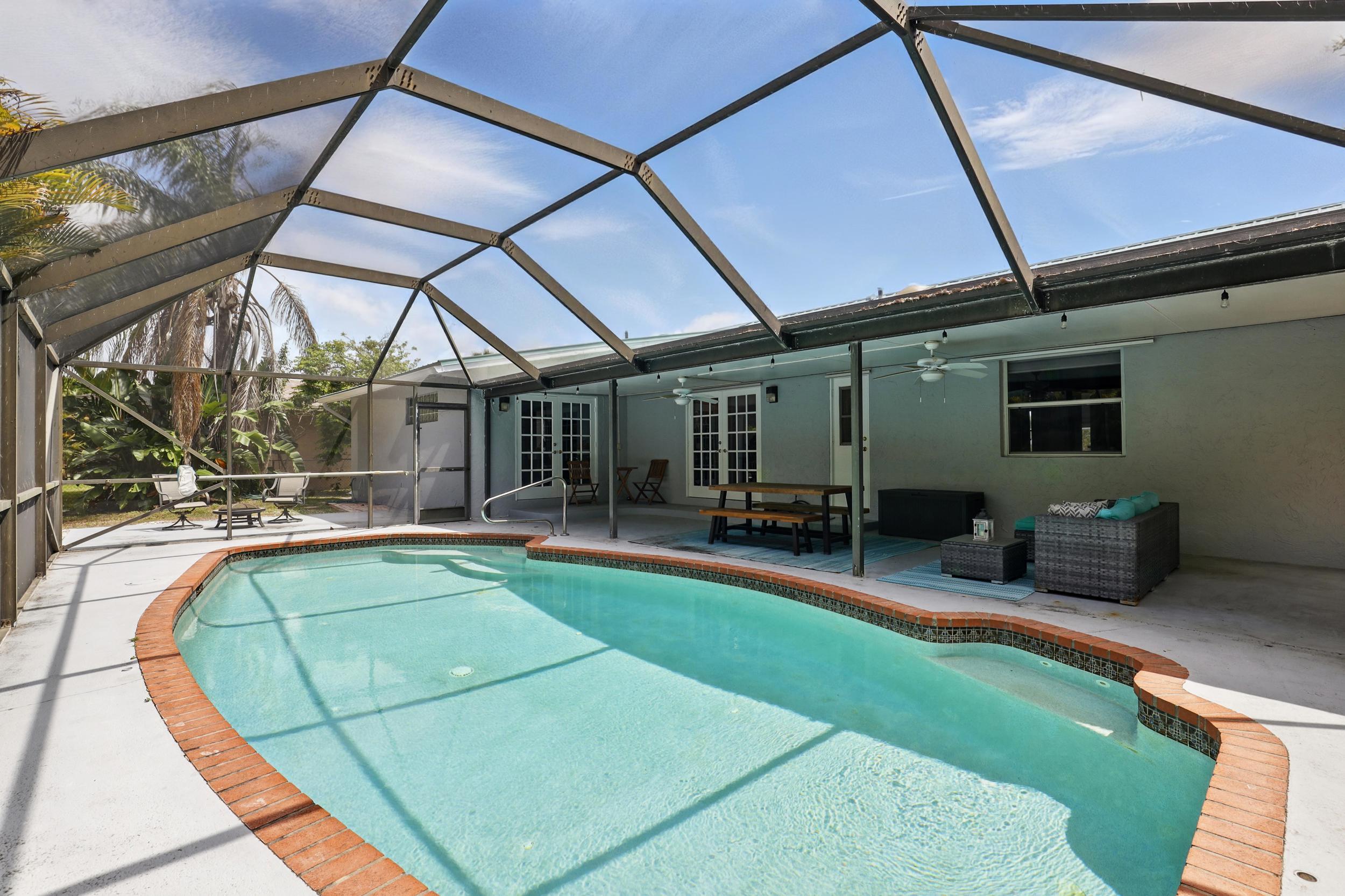 5183 Beechwood Road Delray Beach, FL 33484 - Photo 38 of 48 Private Pool
