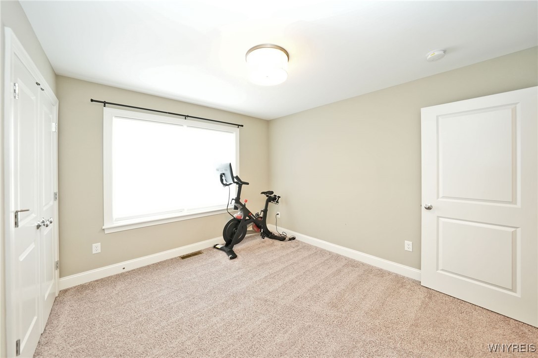 6409 Ward Road Wheatfield, NY 14132 - Photo 16 of 41