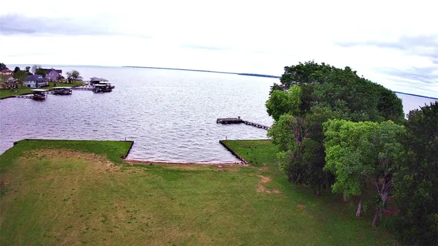 a view of a outdoor space