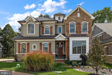 $1,525,000 | 1228 Coulee Way, Unit 13, Wilmington, DE 19803