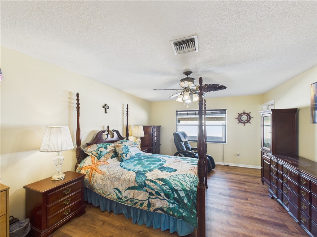 9730 Fleming Grant Road Sebastian, FL 32976 - Photo 17 of 35