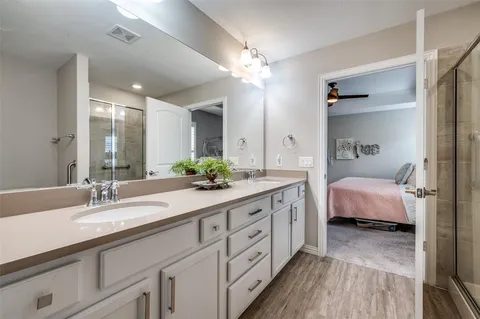 $439,000 | 917 Rough Hollow Drive, McKinney, TX 75071