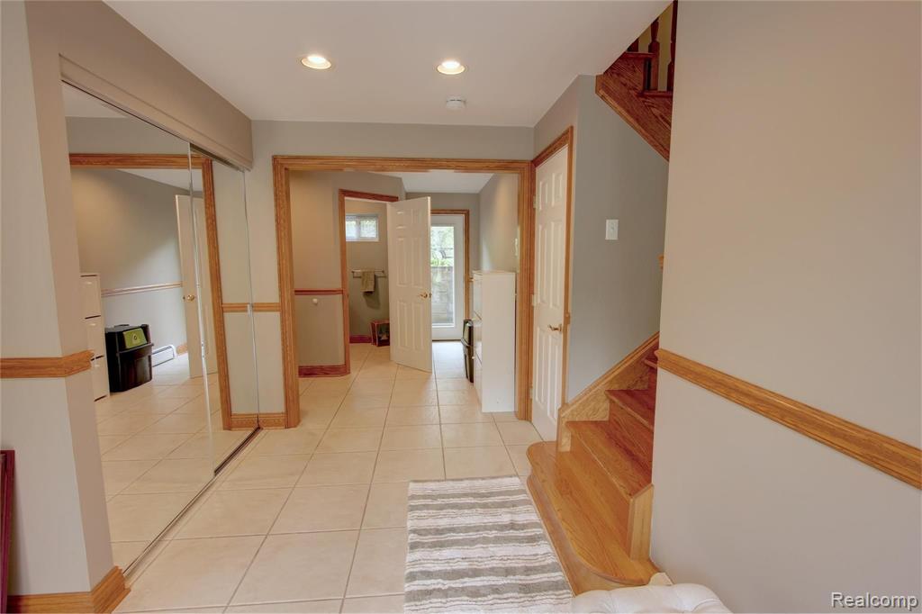 19380 Savage Road Belleville, MI 48111 - Photo 39 of 99