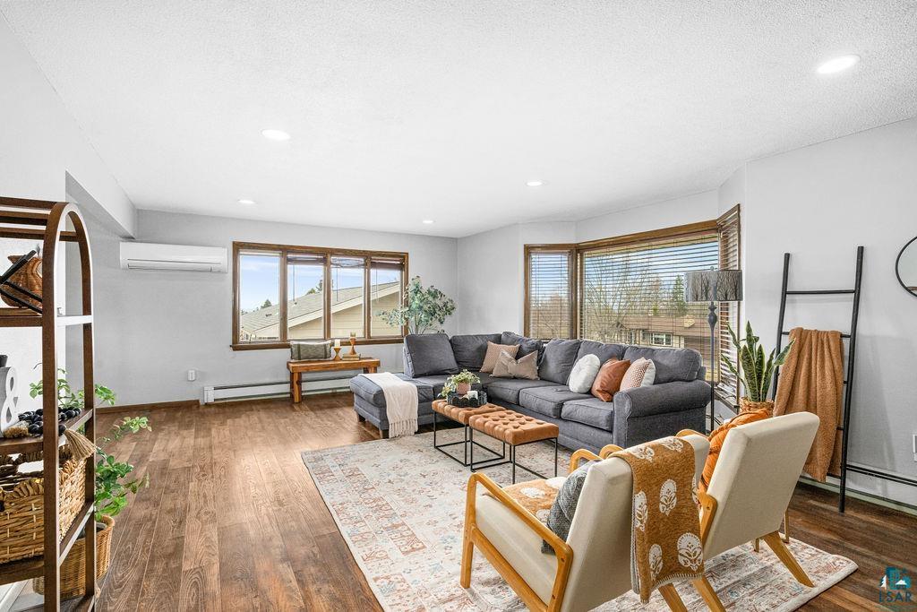 2332 Springvale Road Duluth, MN 55811 - Photo 6 of 48
