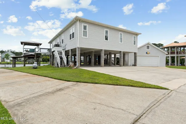 $625,000 | 6241 Shawnee Street, Kiln, MS 39556