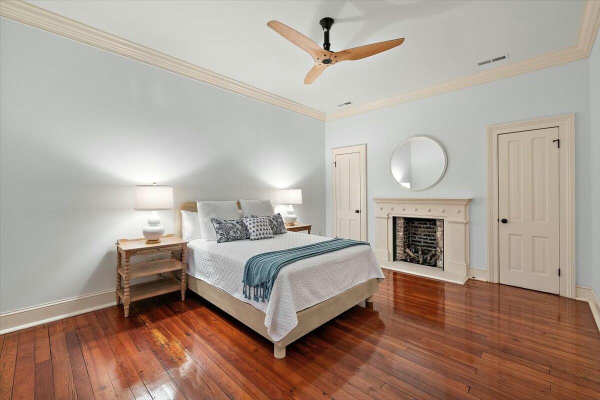 40 South Battery Charleston, SC 29401 - Photo 27 of 45 tempImage4AYT5u