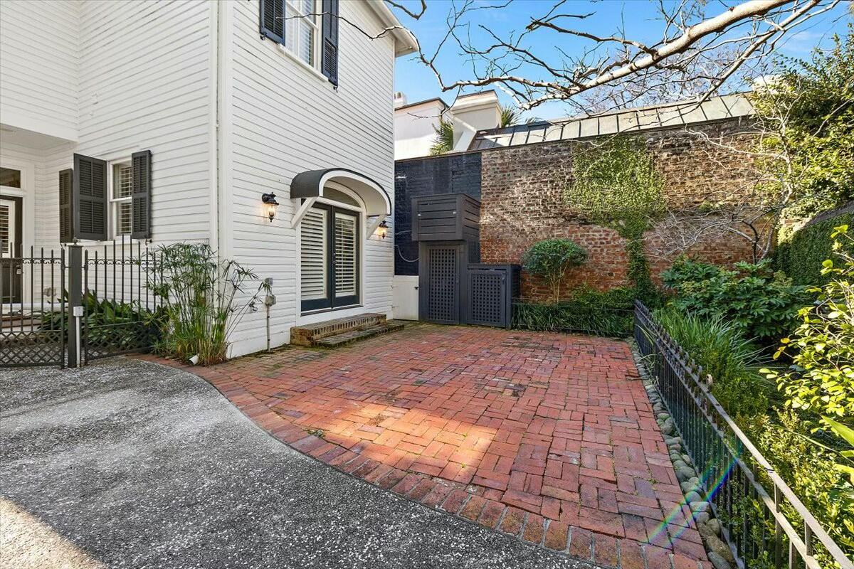 40 South Battery Charleston, SC 29401 - Photo 33 of 45 tempImageYtKvMx