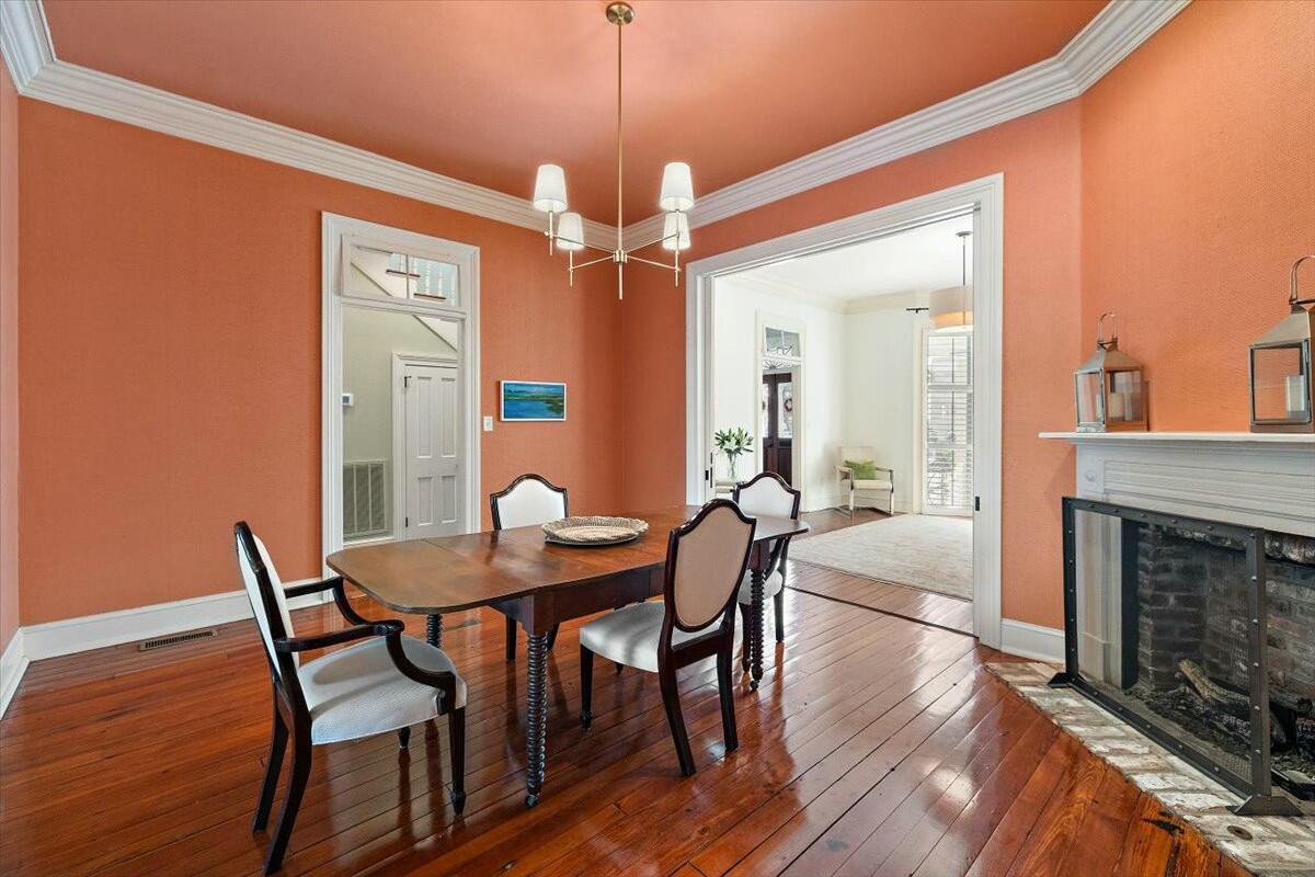 40 South Battery Charleston, SC 29401 - Photo 6 of 45 tempImageAeMvTf