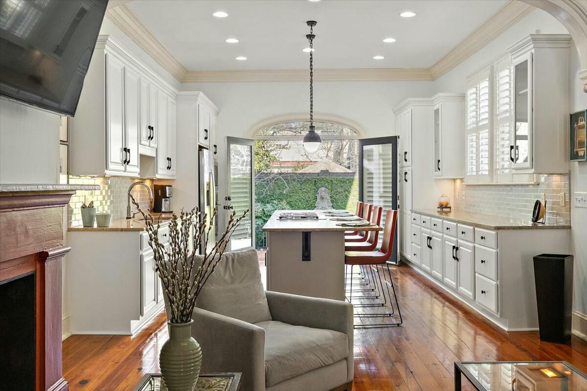 40 South Battery Charleston, SC 29401 - Photo 8 of 45 tempImagepxGqms