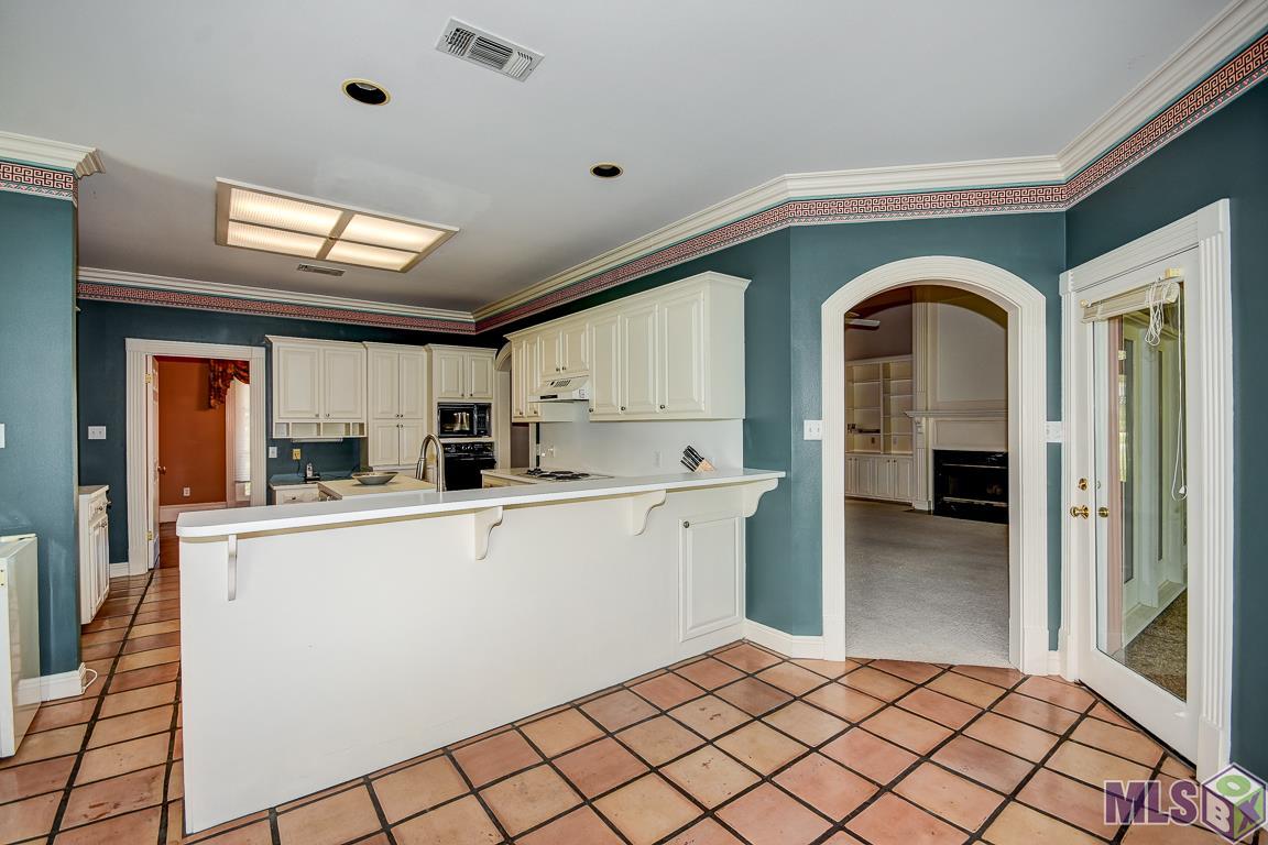 215 Countryside Drive Baton Rouge, LA 70810 - Photo 7 of 15