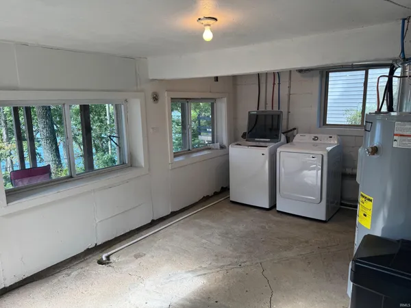 $214,900 | 11912 West Breezy Point Drive, Monticello, IN 47960