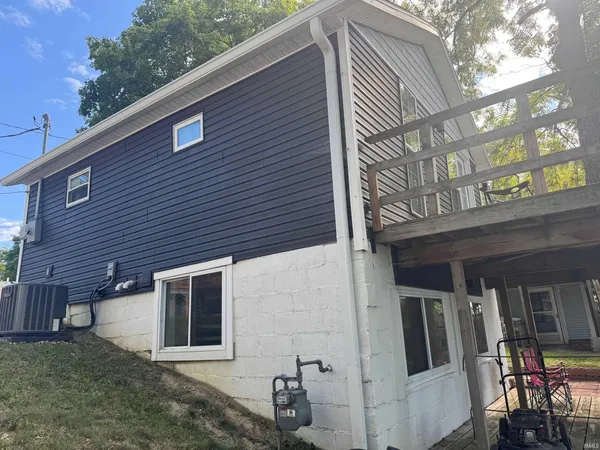 $214,900 | 11912 West Breezy Point Drive, Monticello, IN 47960