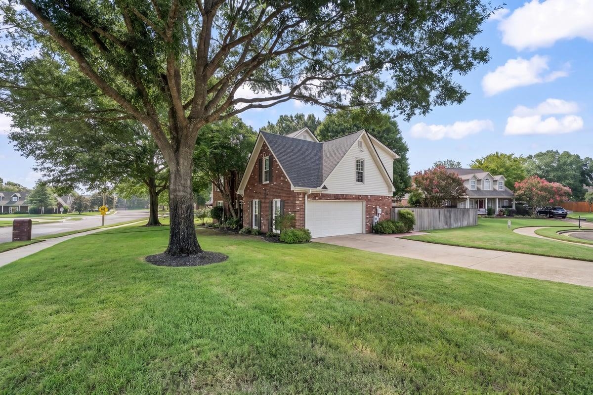 627 East Harpers Ferry Road Collierville, TN 38017 - Photo 3 of 29 Gallery Image 3
