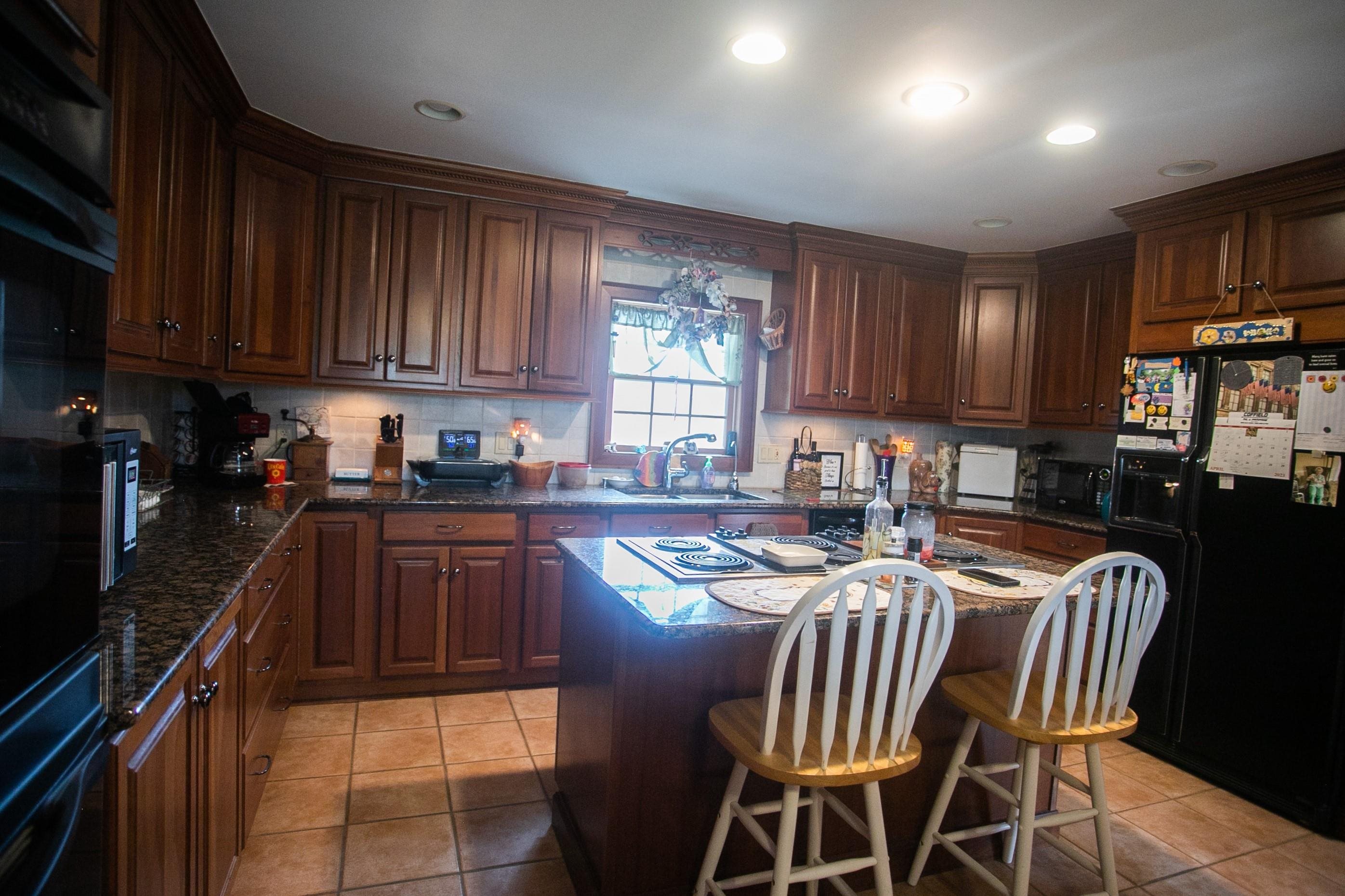 9429 Vernon Road Bancroft, MI 48414 - Photo 3 of 50 50106619-2.JPG