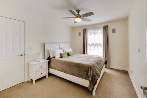 $579,000 | 2198 Brookside Lane, Aurora, IL 60502