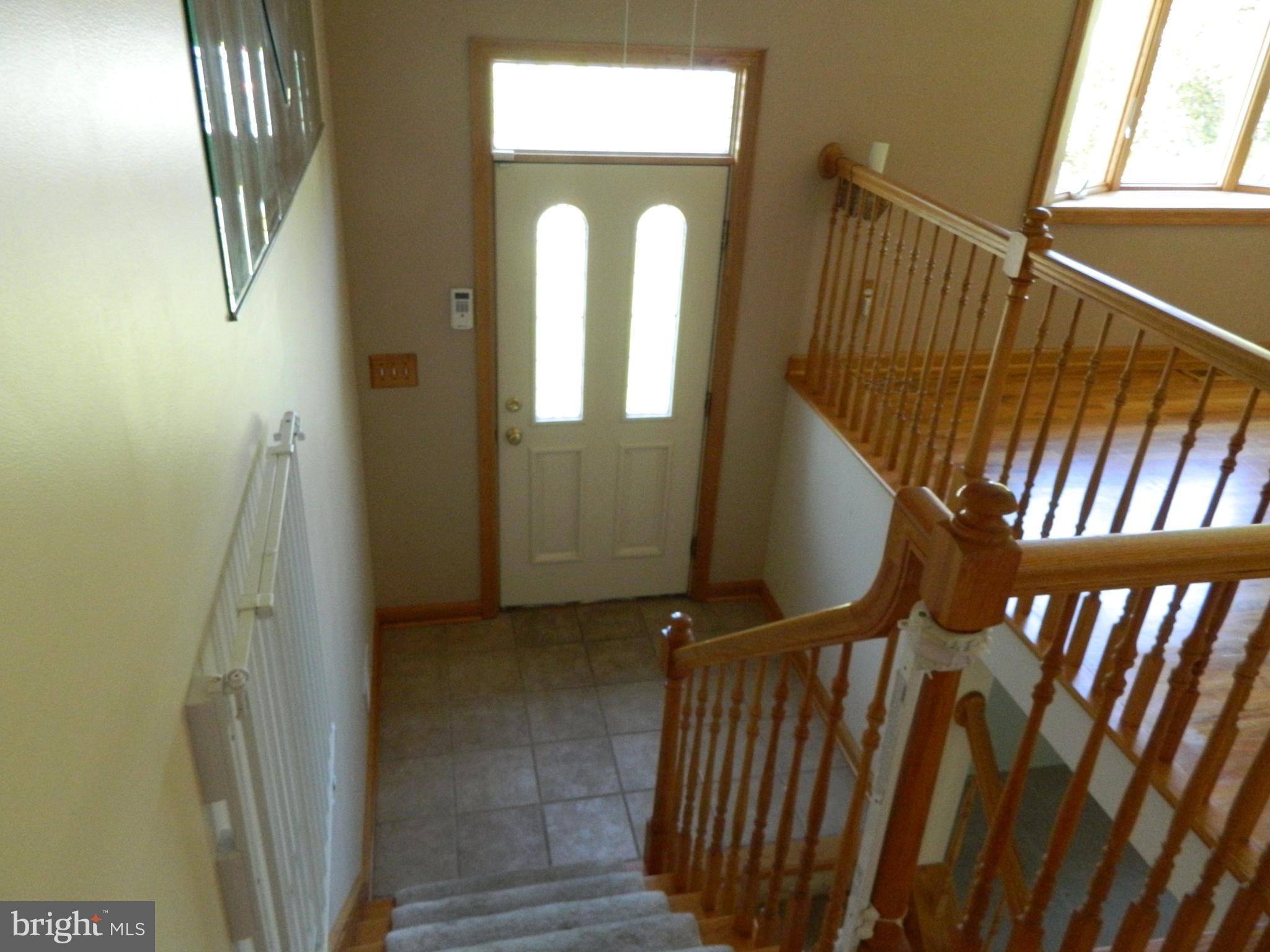 607 Banyan Road Edgewood, MD 21040 - Photo 2 of 25 Interior (General)