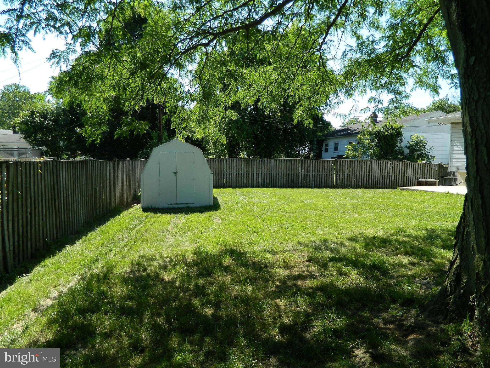 607 Banyan Road Edgewood, MD 21040 - Photo 20 of 25 Exterior (Rear)