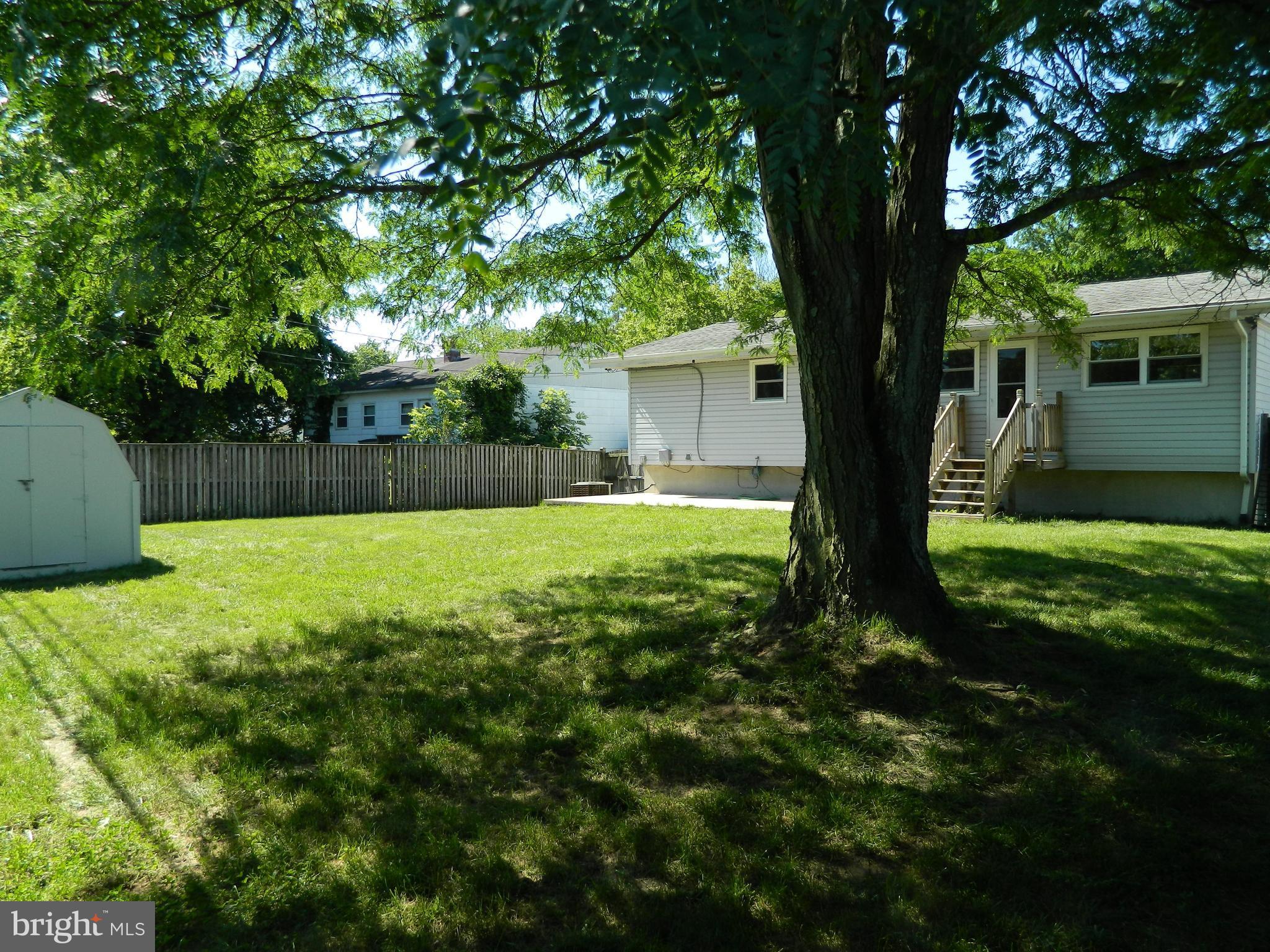 607 Banyan Road Edgewood, MD 21040 - Photo 21 of 25 Exterior (Rear)