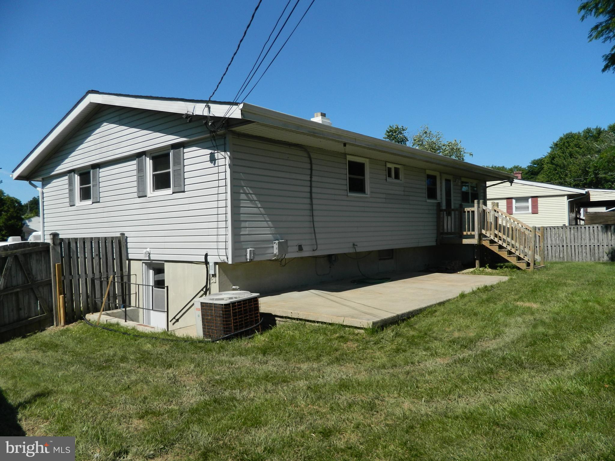 607 Banyan Road Edgewood, MD 21040 - Photo 23 of 25 Exterior (Rear)