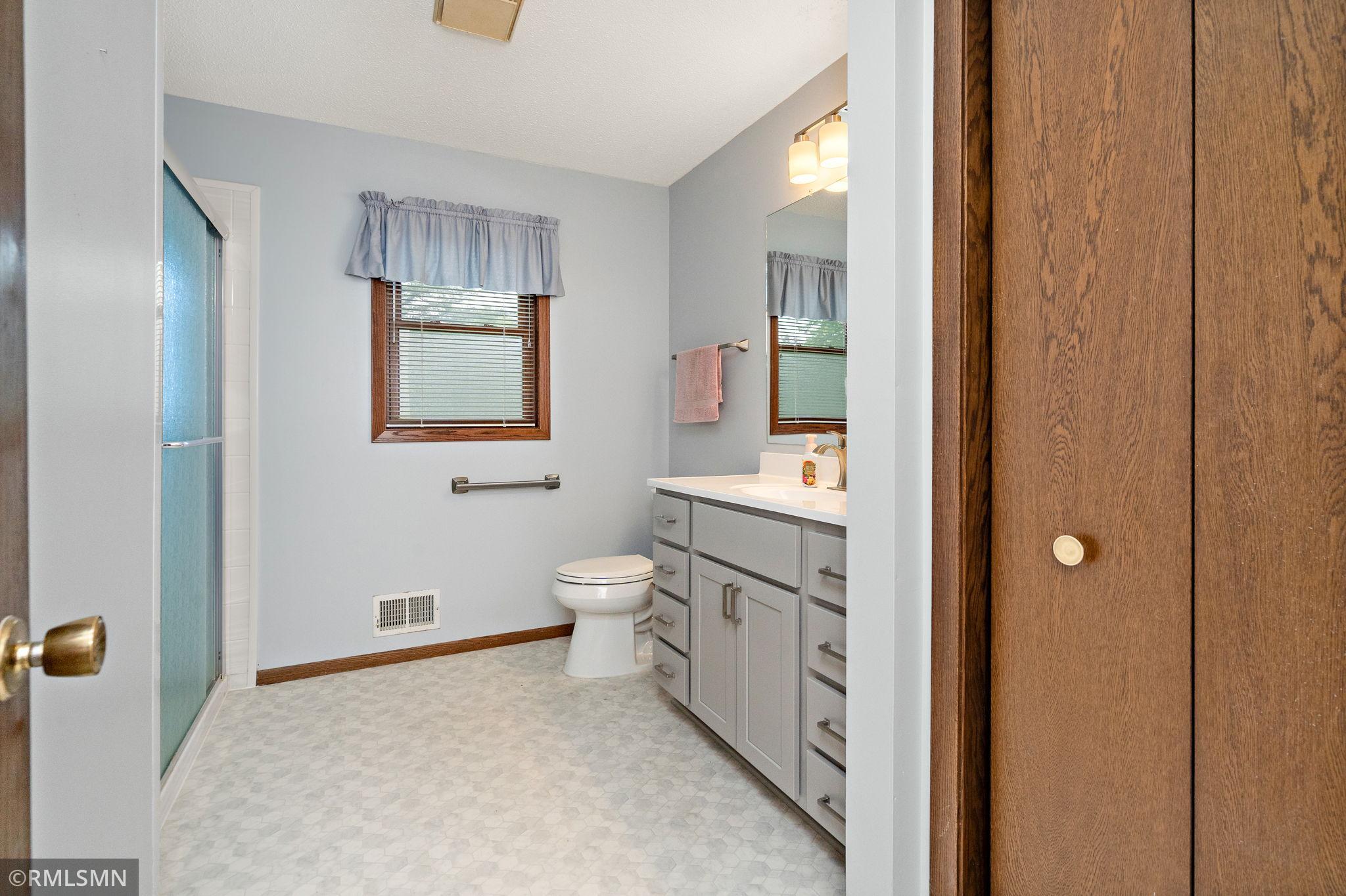 1079 Birch Avenue Red Wing, MN 55066 - Photo 12 of 32