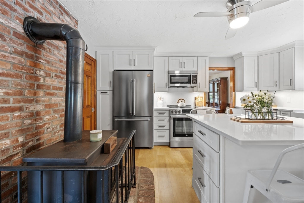 751 Washington Street Whitman, MA 02382 - Photo 13 of 36