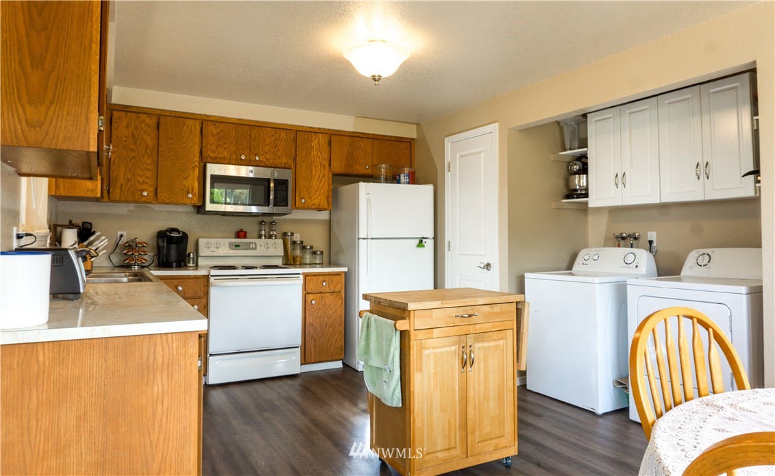 221 Rhodora Heights Road Lake Stevens, WA 98258 - Photo 7 of 23 Gallery Image 7