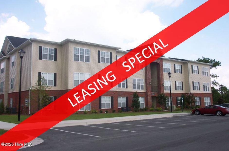 2808 Bloomfield Lane, Unit 105 Wilmington, NC 28412 - Photo 1 of 14 1