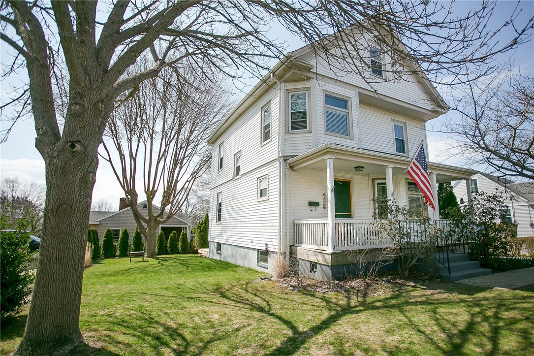 115 Bliss Road Newport, RI 02840 - Photo 3 of 15