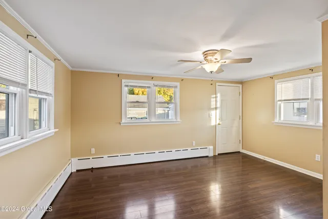 $1,800 | 41 Saratoga Avenue, Unit 1, Waterford, NY 12188