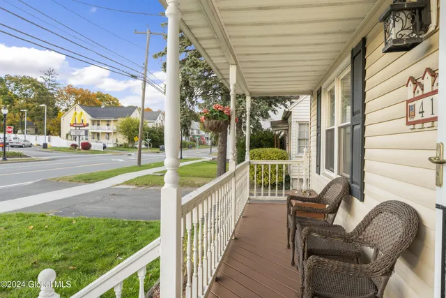 $1,800 | 41 Saratoga Avenue, Unit 1, Waterford, NY 12188