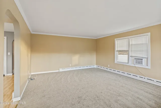 $1,800 | 41 Saratoga Avenue, Unit 1, Waterford, NY 12188