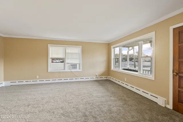 $1,800 | 41 Saratoga Avenue, Unit 1, Waterford, NY 12188