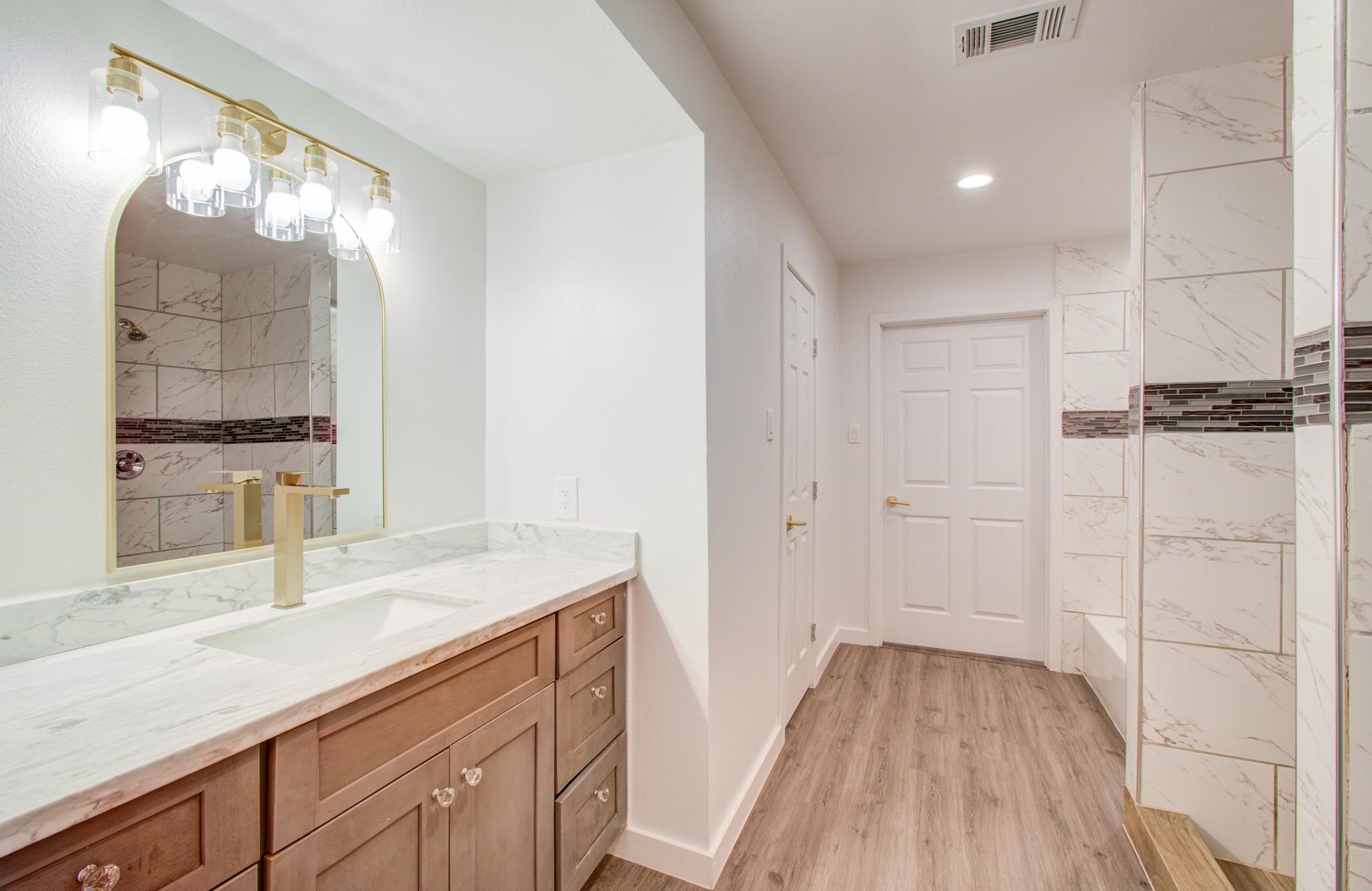 523 Brandon Road Conroe, TX 77302 - Photo 12 of 25