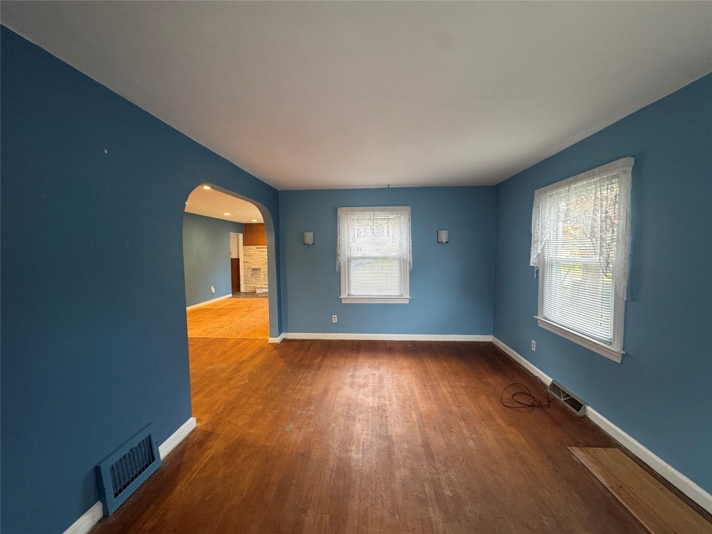 10 Roxbury Street Conklin, NY 13748 - Photo 4 of 37