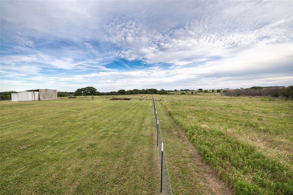 493 Browning Road Bellevue, TX 76228 - Photo 21 of 34 Gallery Image 21