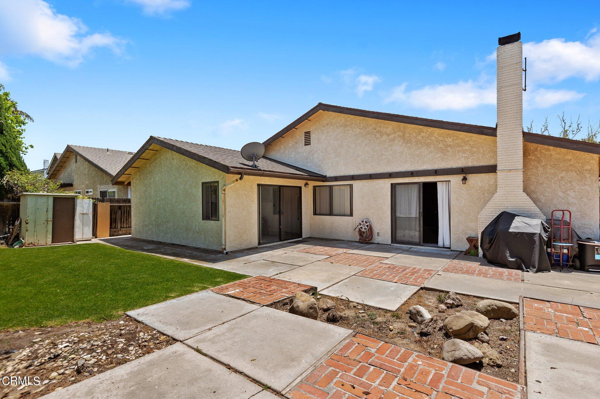 3041 Jacktar Avenue Oxnard, CA 93035 - Photo 19 of 19 a front view of a house with a yard