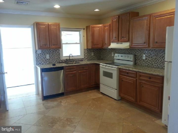 826 Keystone Street Croydon, PA 19021 - Photo 3 of 6