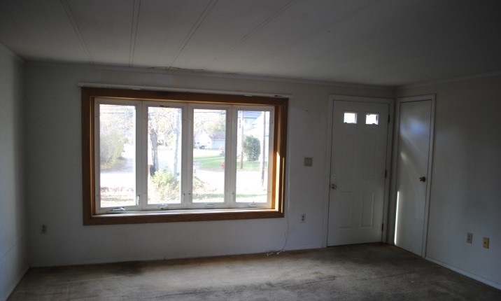 547 Portland Street Rochester, NH 03867 - Photo 3 of 8