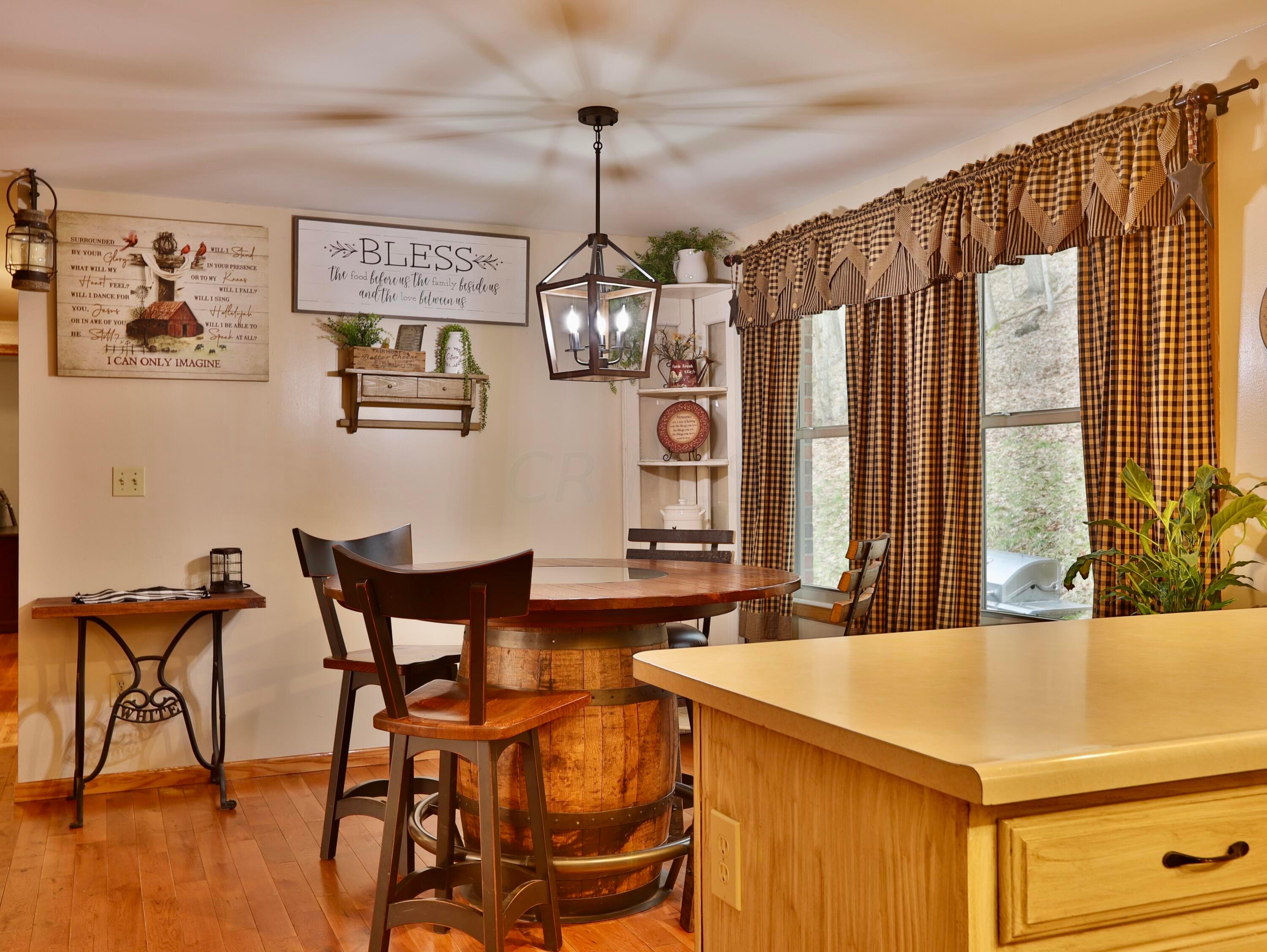 3345 Bucklick Road Jackson, OH 45640 - Photo 5 of 20 Dining Room2