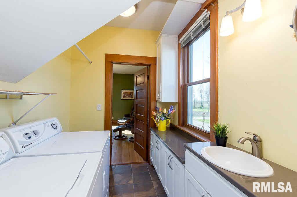 1375 New Liberty Road New Liberty, IA 52765 - Photo 18 of 24 Gallery Image 18