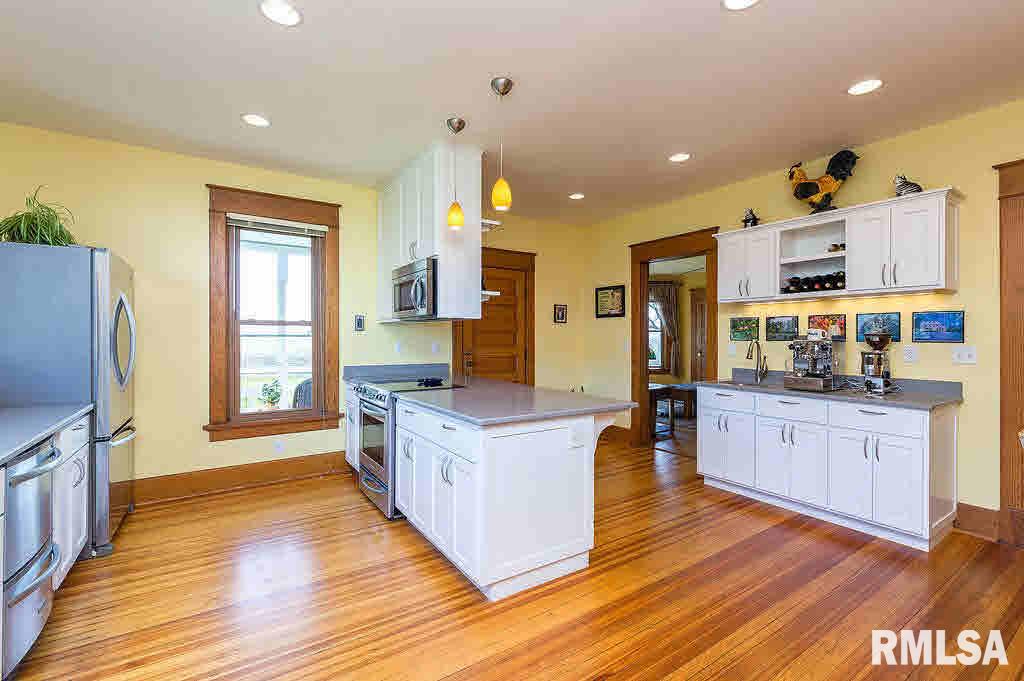 1375 New Liberty Road New Liberty, IA 52765 - Photo 9 of 24 Gallery Image 9