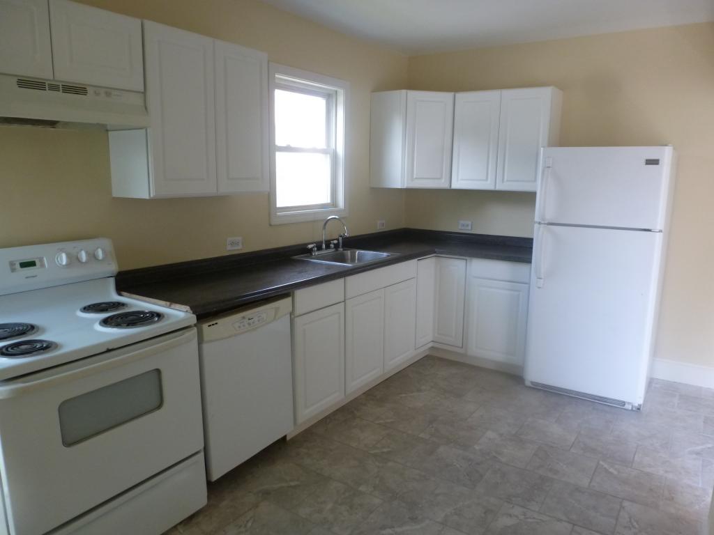 5 Kearsarge Street Manchester, NH 03102 - Photo 4 of 20