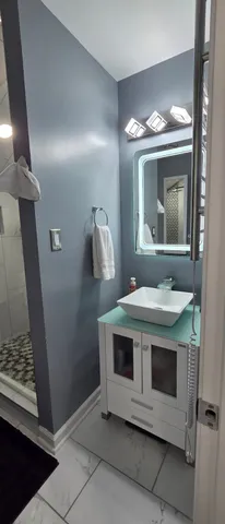 a view of utility room