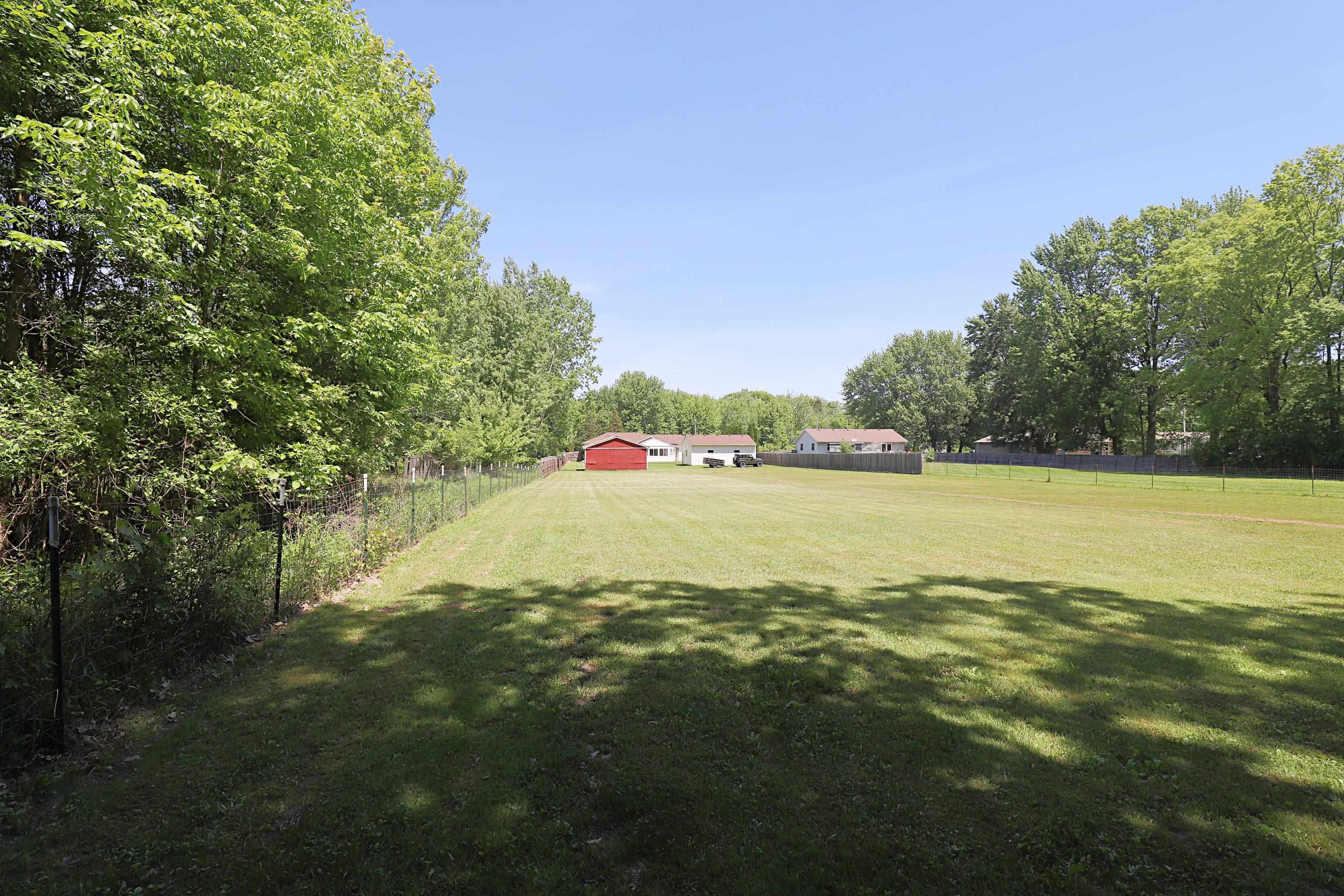 6285 Chicago Road Flushing, MI 48433 - Photo 31 of 41